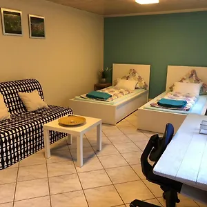  Apartment Paradies
